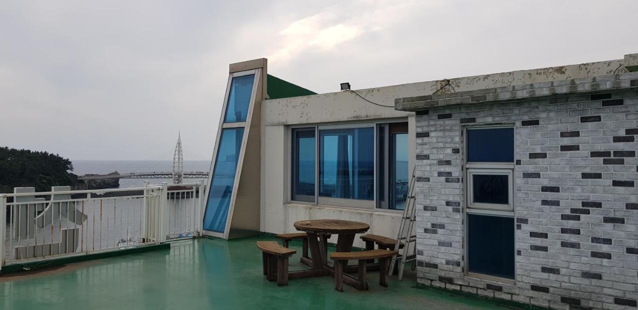 Seom Story Pension Seogwipo-stad Buitenkant foto